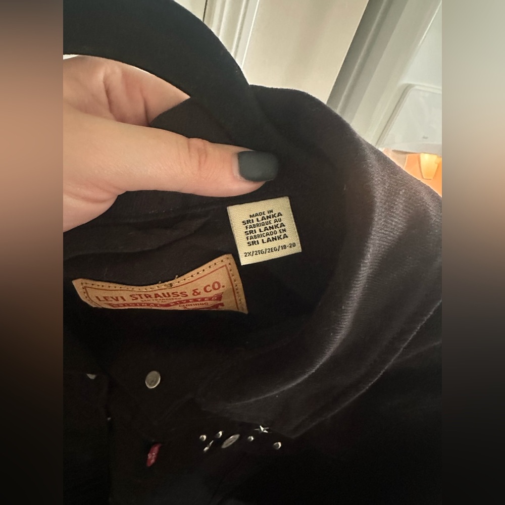 Black Levi Jean Jacket - Picture 4 of 5